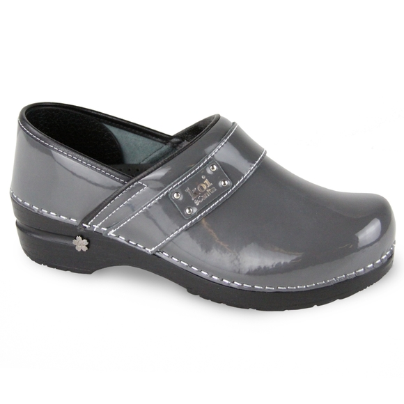 NEW! KOI Sanita Women's Lindsey Professional Clogs Nursing Shoes Patent leather - Picture 1 of 16
